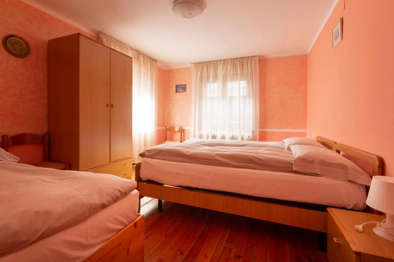 Casa Ivan Livigno 0*,  Italy